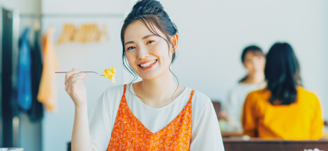 取り外しがかんたんで食事も気にせず楽しめる