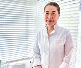 岡部緑先生のプロフィール写真