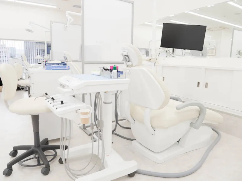 コレクトデンタルクリニック 金沢院内1