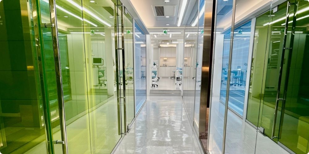 梅田駅前矯正歯科クリニックの廊下